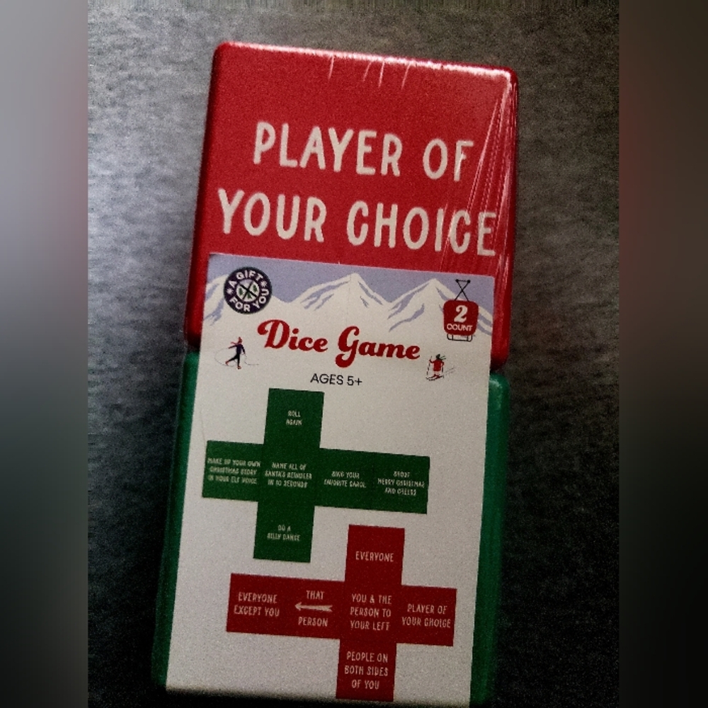 Player of Your Choice Christmas Family Dice Game - Red and Green NIP